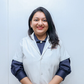 Dr. Ushma Kakkad - Best dentist in gujarat