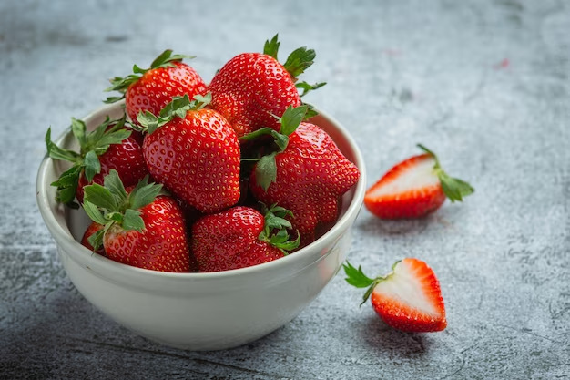 strawberries for oral health benefits