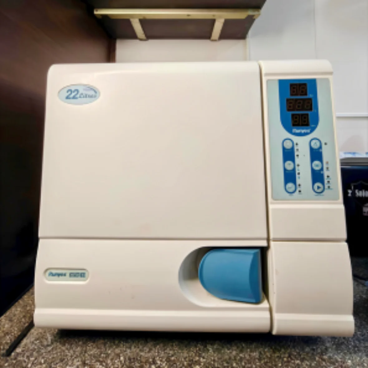 Mordern Dental Treatment in Surat